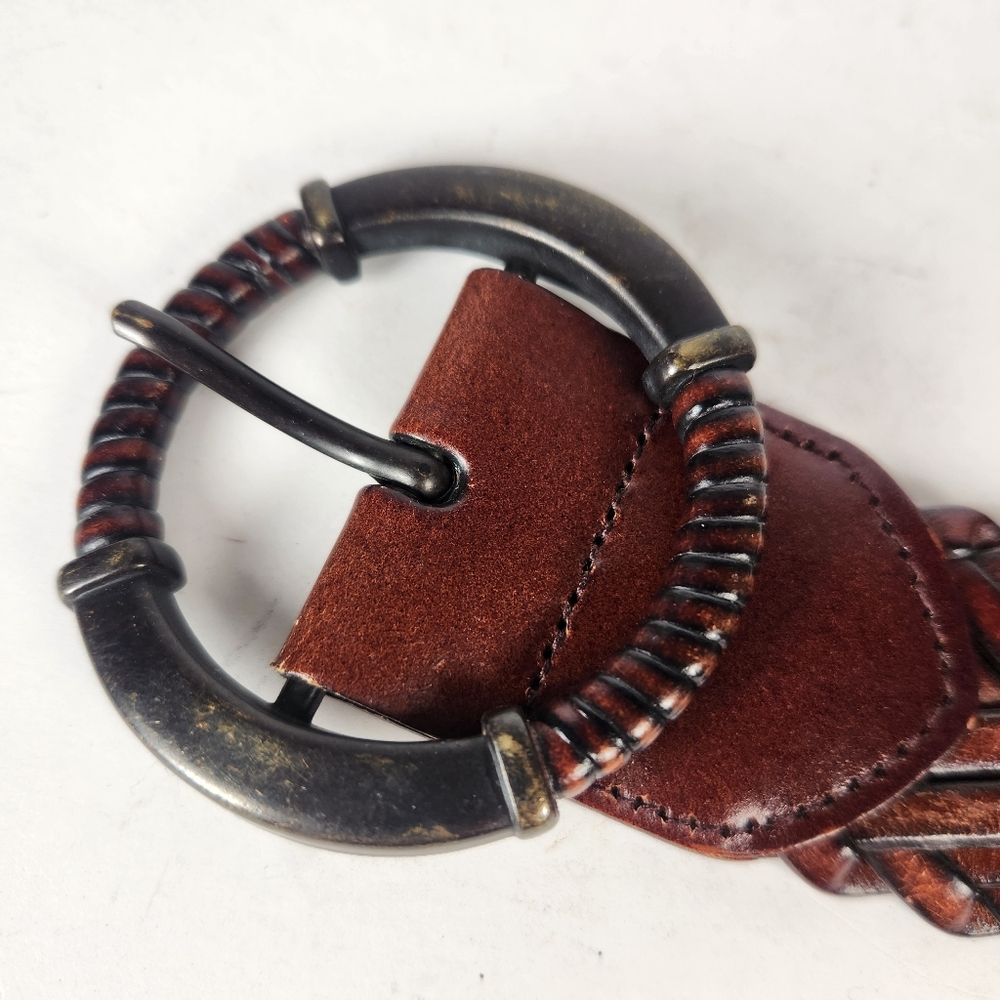 Leather Belt Women’s Small / Medium Brown Braided Round Buckle Casual - Picture 3 of 7